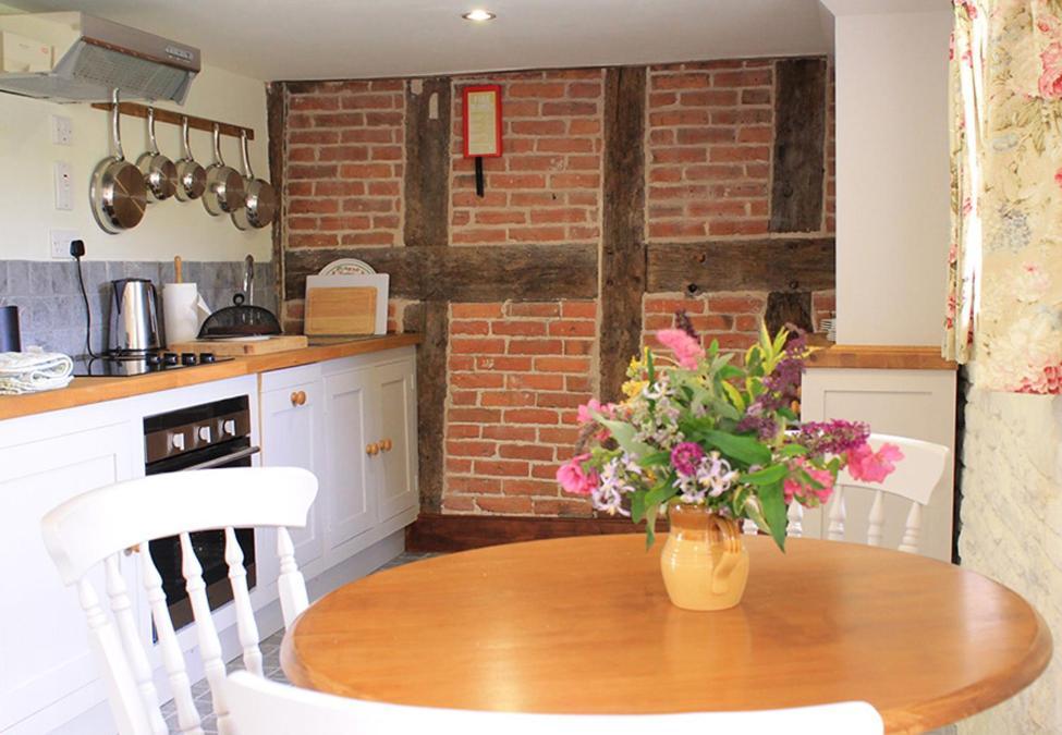 Dee'S Cottage At Brinsop Hereford Zewnętrze zdjęcie